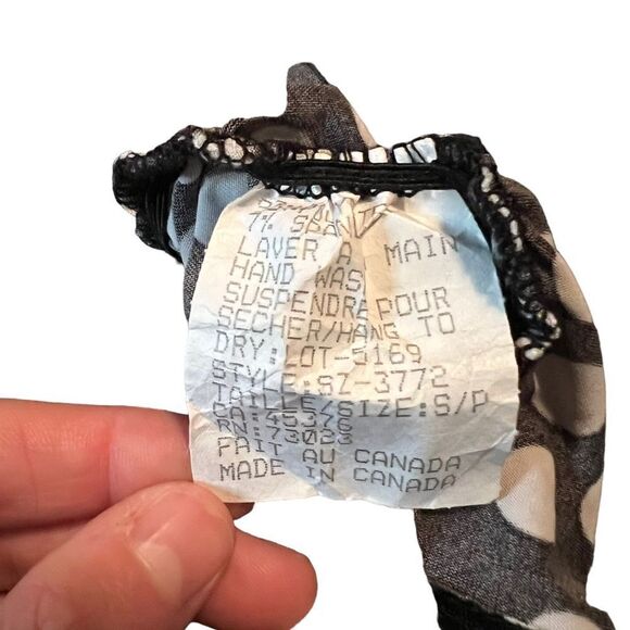 3 for $30! Suzy by Suzy Shier black and white tank - Picture 4 of 9